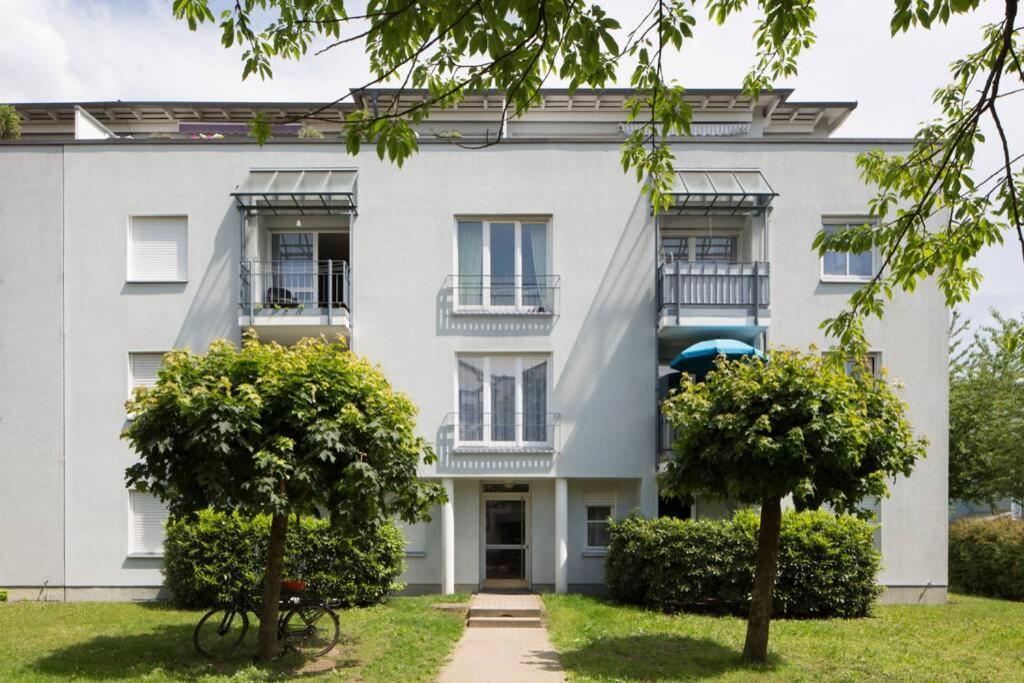 Exklusives Apartment Inklusive Netflix Und Parkplatz Karlsruhe Buitenkant foto